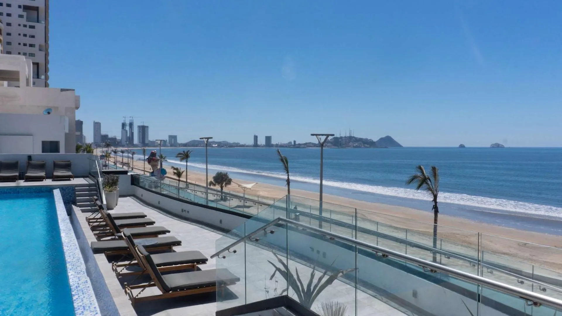 Apartment In Malecon With Pool And View Of The Stadium - Altomare 1302 Mazatlan Mexico